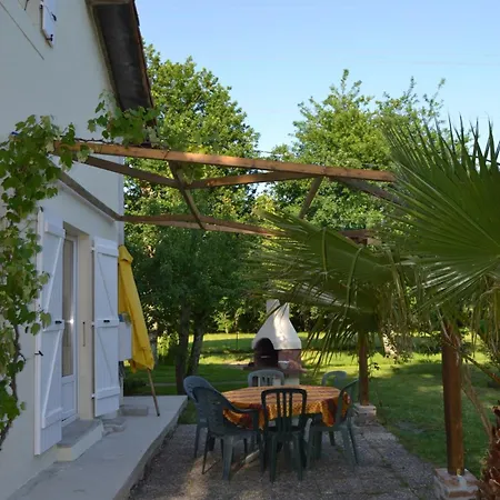 Maison Spacieuse Au Calme Villa Morcenx
